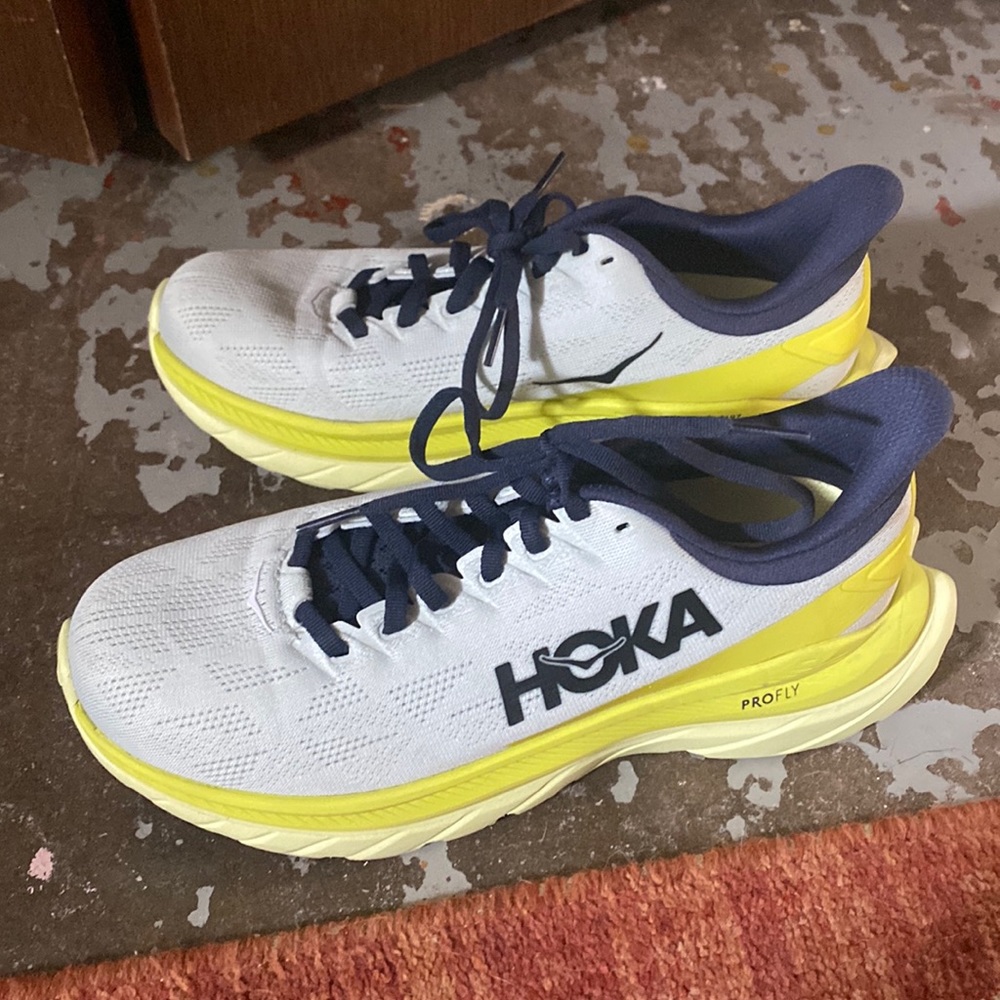 Hoka tennis shoes
